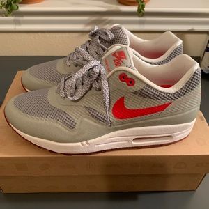 WMNS Nike Air Max 1 Fuse ‘Matte Silver’